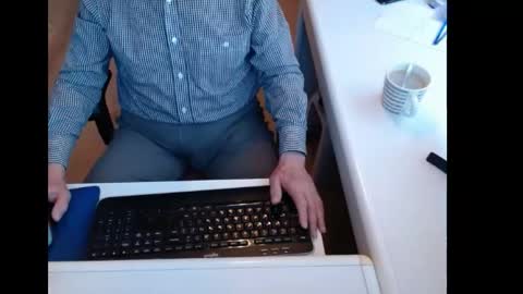 dutchpornking2 online show from May 22, 7:26 am