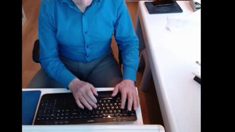 dutchpornking2 online show from January 18, 8:34 am