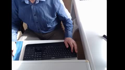 dutchpornking2 online show from March 25, 1:07 pm