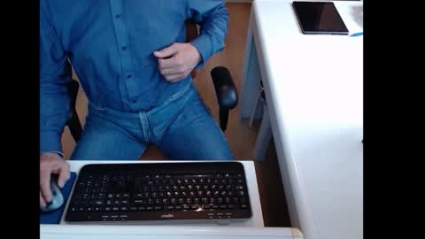 dutchpornking2 online show from October 5, 1:08 pm