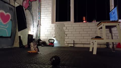 DUTTY IGYAL online show from March 9, 4:33 pm