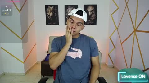 Snapshot of dwayne_brown chatting on February 22, 12:51 pm dwayne_brown online show from February 22, 12:51 pm