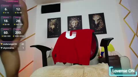 Snapshot of dwayne_brown chatting on February 25, 12:03 am dwayne_brown online show from February 25, 12:03 am