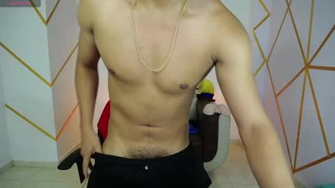 Snapshot of dwayne_brown chatting on February 20, 7:30 pm dwayne_brown online show from February 20, 7:30 pm
