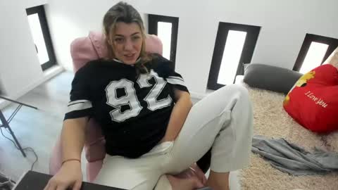 dayana online show from March 18, 5:46 am