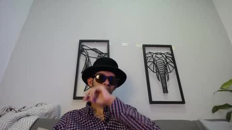 dylan_scotts online show from October 23, 10:32 pm