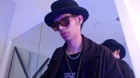 dylan_scotts online show from October 5, 1:25 am