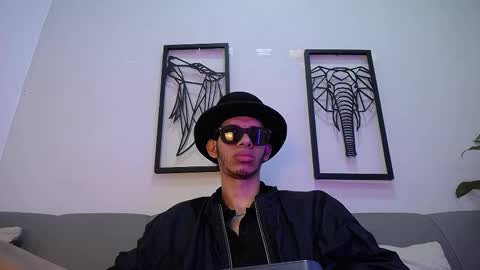 dylan_scotts online show from October 20, 10:04 pm