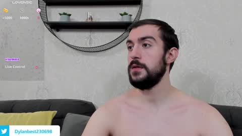 Dylan online show from December 14, 1:23 am