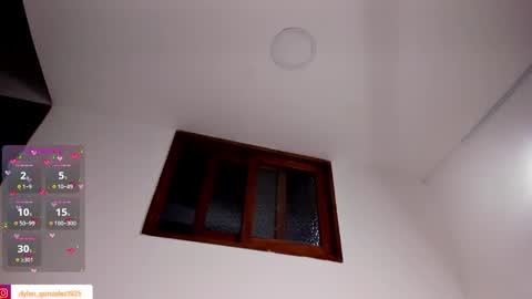 dylan_turner_ online show from September 25, 9:11 pm