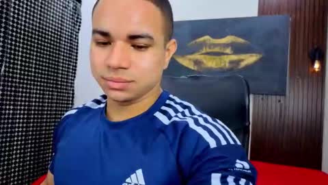 dylanguss online show from September 24, 11:39 am