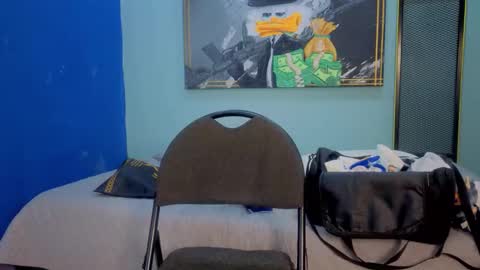 dylanguss online show from November 4, 11:55 am