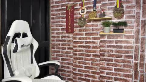 Dylangusss online show from February 15, 6:37 am