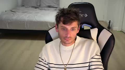 Dylans A Dick online show from November 6, 10:57 pm