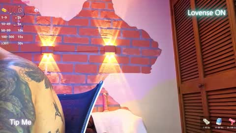 D Y L A N online show from November 10, 1:19 am