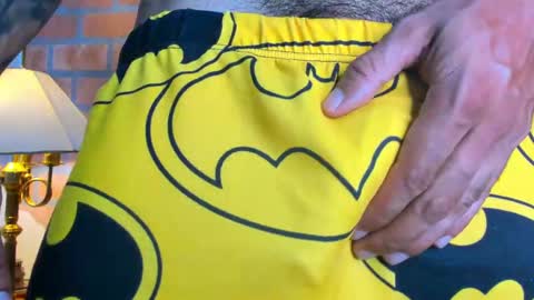 D Y L A N online show from February 20, 6:13 pm