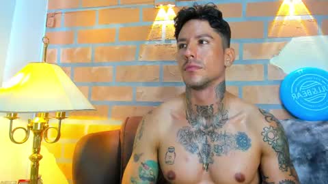 D Y L A N online show from February 20, 2:57 pm