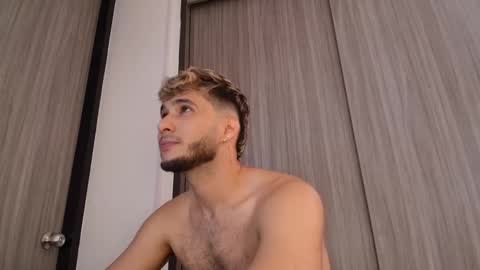 dylanxfun online show from October 15, 3:57 pm