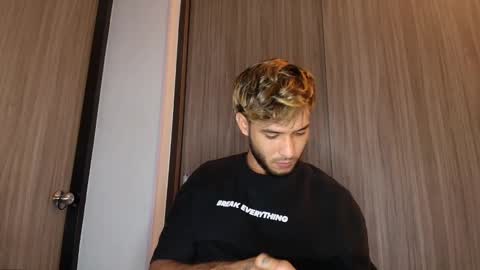 dylanxfun online show from December 21, 4:08 am