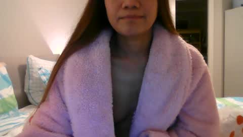 dylene1986 online show from August 4, 2:02 pm