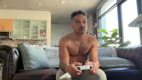 Formally known as Virus of Life online show from January 10, 7:54 pm