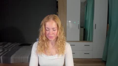 fansly - yourbestbaby online show from October 3, 3:59 am