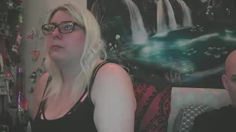 eandr6446 online show from November 28, 3:25 am