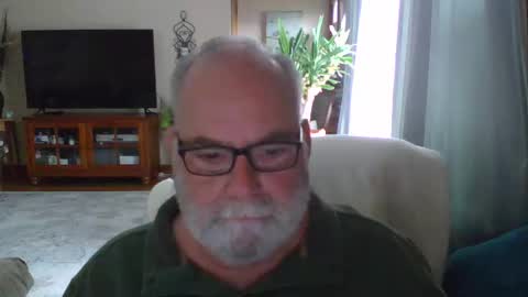 earl52 online show from April 5, 2:47 pm