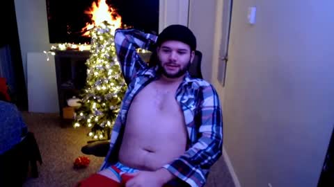 Snapshot of eastcoastboy03 chatting on December 25, 1:09 pm Matt online show from December 25, 1:09 pm