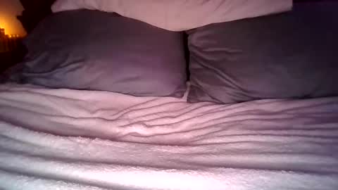 Max online show from November 1, 12:15 pm