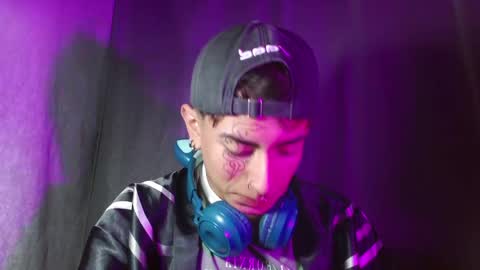 eather_luxury online show from January 4, 10:24 pm