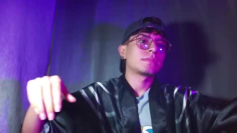 eather_luxury online show from January 12, 8:57 pm