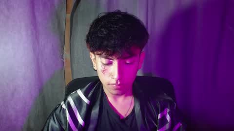 eather_luxury online show from February 15, 10:42 pm