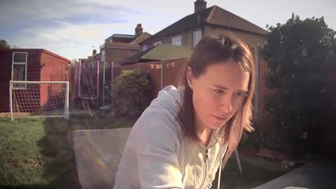 Nadia Ferreira  online show from March 2, 10:22 am