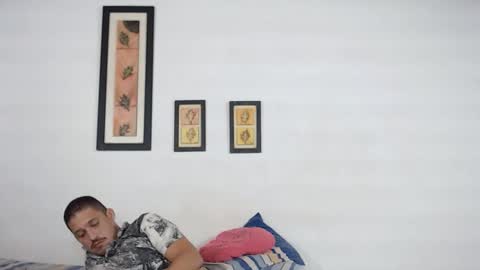 Laraand Drake online show from February 26, 12:49 pm