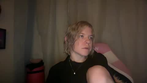 americnbarbie online show from October 2, 12:42 am