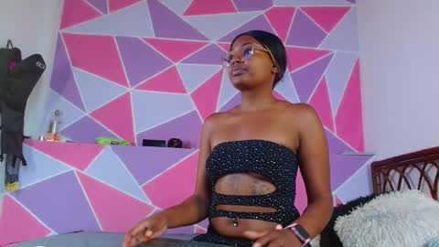 Alika Ashanti online show from February 26, 1:00 pm