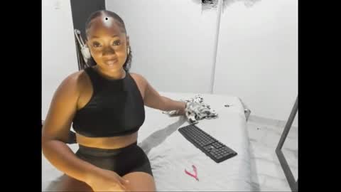 Liz online show from October 25, 11:38 pm