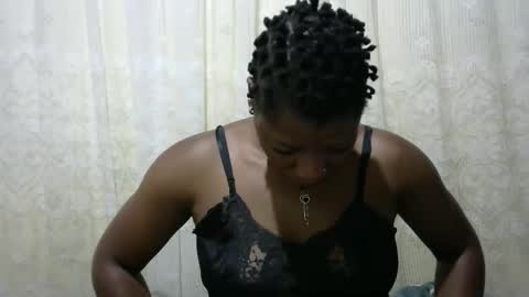 ebony_candy1998 online show from March 25, 5:36 am