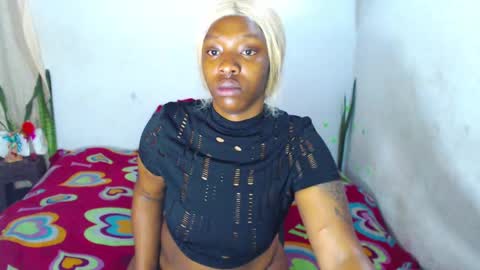 Snapshot of ebony_chayna chatting on March 3, 12:06 pm chayna smith online show from March 3, 12:06 pm