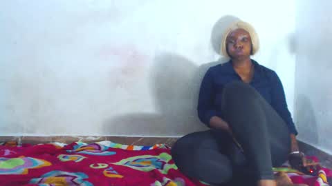 Snapshot of ebony_chayna chatting on January 20, 1:07 am chayna smith online show from January 20, 1:07 am