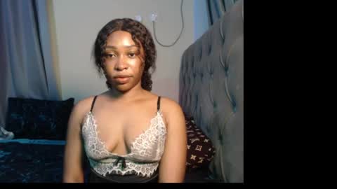 ebony_crazypussy online show from March 1, 6:13 am
