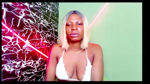 ebony_drip online show from January 6, 7:35 pm