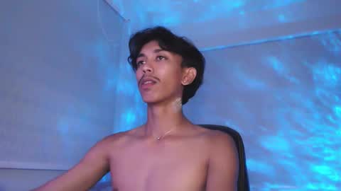 Snapshot of ebony_fuckboy chatting on October 23, 5:14 pm ebony_fuckboy online show from October 23, 5:14 pm