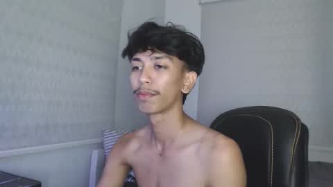 Snapshot of ebony_fuckboy chatting on September 15, 8:49 am ebony_fuckboy online show from September 15, 8:49 am