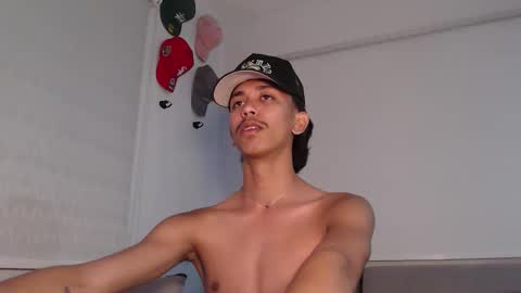 ebony_fuckboy online show from January 8, 6:03 pm