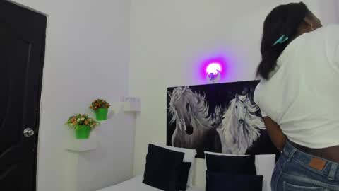 ebony_katterin online show from January 26, 2:30 pm
