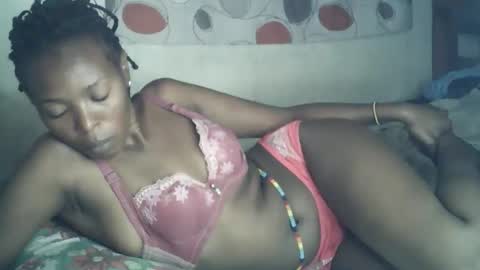 ebony_phoenix12 online show from November 26, 4:54 am