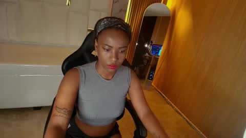 ebony_rose_tf online show from October 13, 1:24 pm