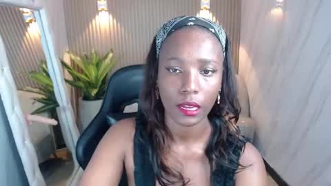 ebony_rose_tf online show from October 1, 8:30 pm